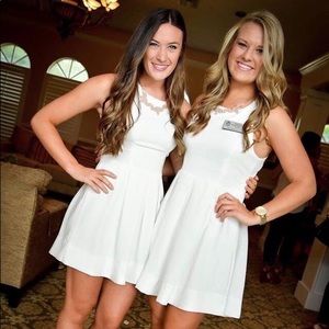 Lulu’s white dress